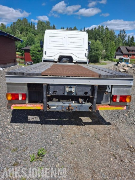 2004 Mercedes-Benz 4X2 ATEGO - Camion plateau: photos 4 2004 Mercedes-Benz 4X2 ATEGO - Camion plateau: photos 4