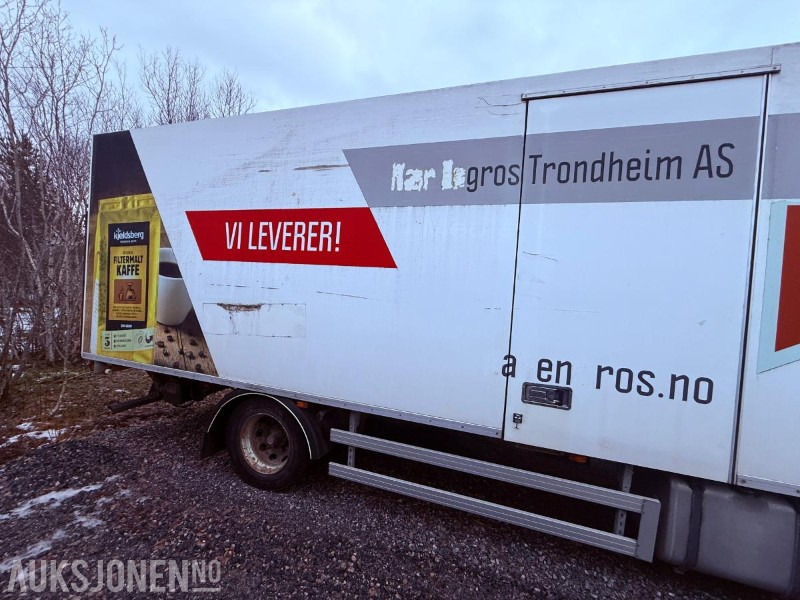 2005 Scania P270 Skapbil - 4X2 200000 km - EURO 3 200015 km m/ Kjølesystem - Camion fourgon: photos 5 2005 Scania P270 Skapbil - 4X2 200000 km - EURO 3 200015 km m/ Kjølesystem - Camion fourgon: photos 5