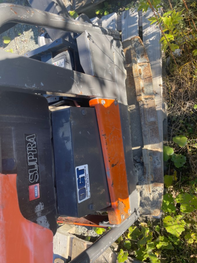 2005 Supra vibroplate - Hoppetusse med Hatz dieselmotor – Reversibel - Compacteur: photos 4 2005 Supra vibroplate - Hoppetusse med Hatz dieselmotor – Reversibel - Compacteur: photos 4