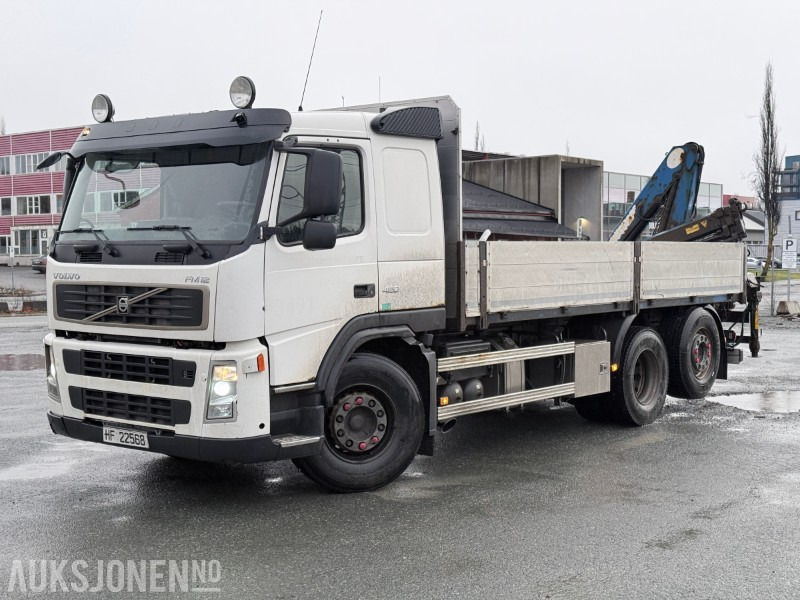 2005 Volvo FM12 420 6x2 kranbil med PM Series 8 kran - Camion grue: photos 1 2005 Volvo FM12 420 6x2 kranbil med PM Series 8 kran - Camion grue: photos 1