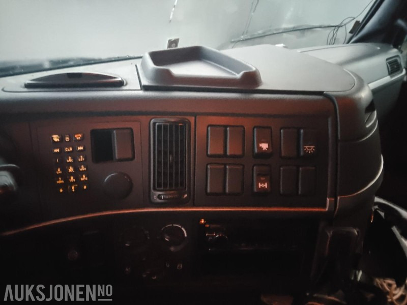 Camion fourgon 2005 Volvo FM9: photos 9 Camion fourgon 2005 Volvo FM9: photos 9