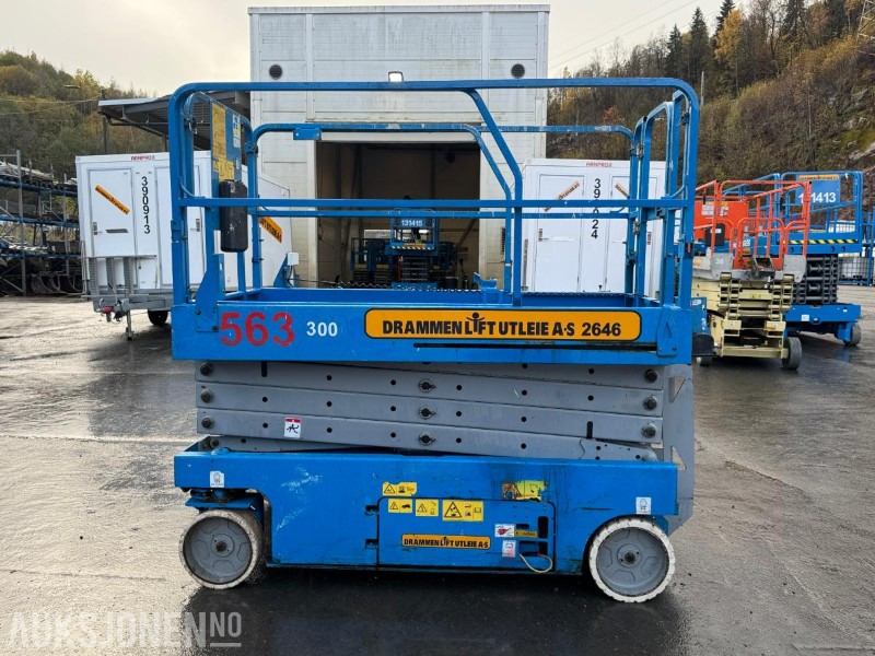 2006 Genie GS2646 sakselift / 10 meter arbeidshøyde / Sertifisert - Nacelle: photos 5 2006 Genie GS2646 sakselift / 10 meter arbeidshøyde / Sertifisert - Nacelle: photos 5