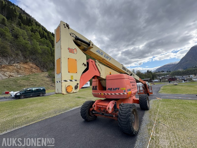 2006 JLG 800AJ - 6 377 timer - Nacelle: photos 3 2006 JLG 800AJ - 6 377 timer - Nacelle: photos 3