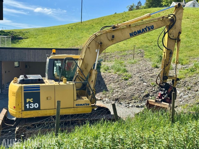 2006 Komatsu PC 130 K-7 - Gravemaskin - Tiltrotator - 3. Skuffer - Pigghammer - S60 - Timer: 9671 - Pelle: photos 5 2006 Komatsu PC 130 K-7 - Gravemaskin - Tiltrotator - 3. Skuffer - Pigghammer - S60 - Timer: 9671 - Pelle: photos 5