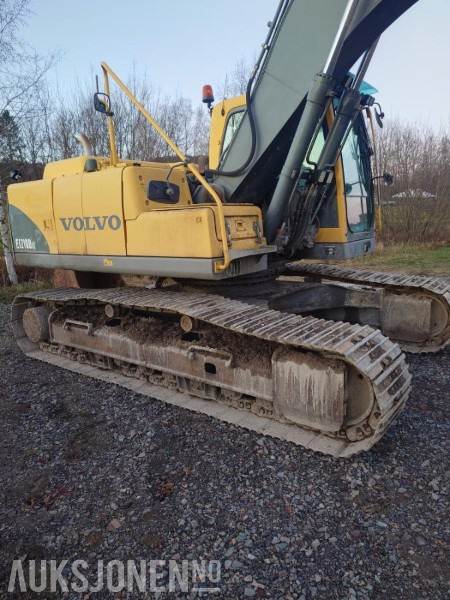 2006 Volvo EC 210B med Engcon EC20 tiltrotor, pusseskuff og graveskuff - Pelle: photos 3 2006 Volvo EC 210B med Engcon EC20 tiltrotor, pusseskuff og graveskuff - Pelle: photos 3