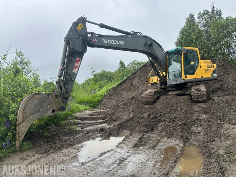 2006 Volvo EC210Blc - Sentralsmøring - 11342 timer - Pelle: photos 1 2006 Volvo EC210Blc - Sentralsmøring - 11342 timer - Pelle: photos 1