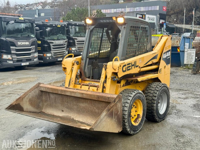 2007 Gehl 4640 Kompaktlaster - Skuffe - Gafler - Kost - Timer: 1089 - Mini chargeuse: photos 2 2007 Gehl 4640 Kompaktlaster - Skuffe - Gafler - Kost - Timer: 1089 - Mini chargeuse: photos 2