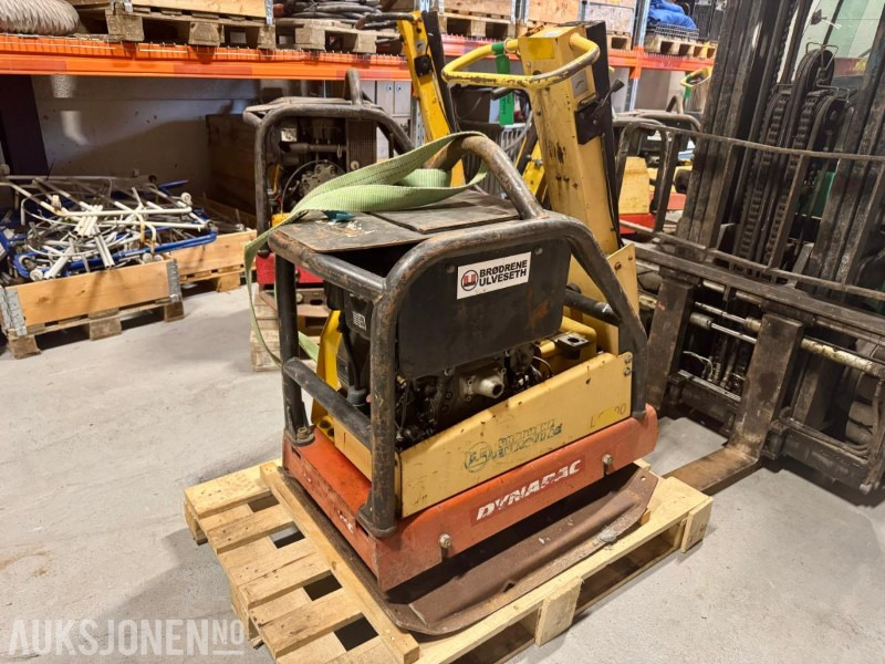 2008 Dynapac LG500 Vibroplate - L'équipement de construction: photos 4 2008 Dynapac LG500 Vibroplate - L'équipement de construction: photos 4