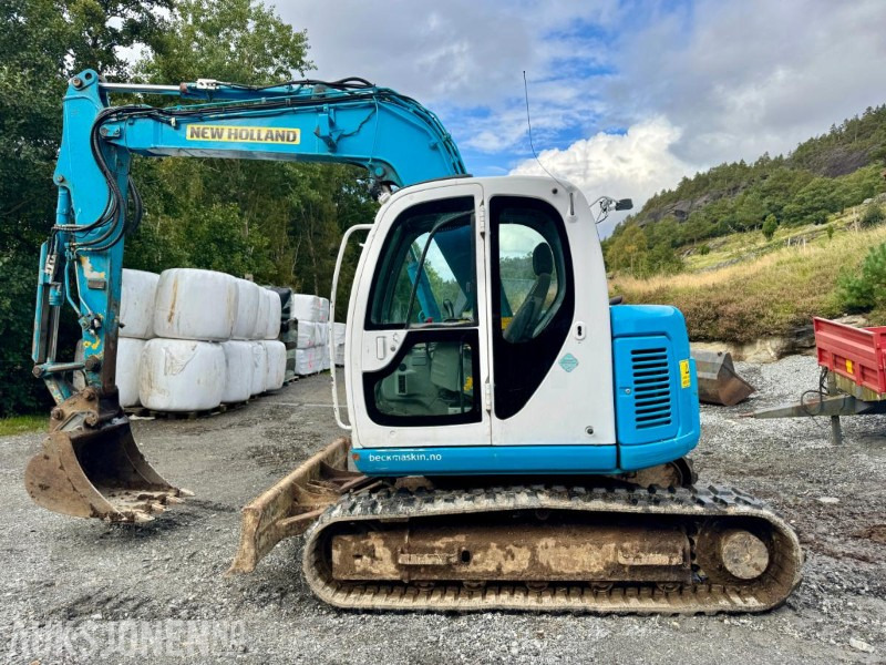 2008 New Holland E70SR-ES Gravemaskin - Tannskuffe - Grøfteskuffe - Pusseskuffe - Timer: 5746 - Mini pelle: photos 5 2008 New Holland E70SR-ES Gravemaskin - Tannskuffe - Grøfteskuffe - Pusseskuffe - Timer: 5746 - Mini pelle: photos 5