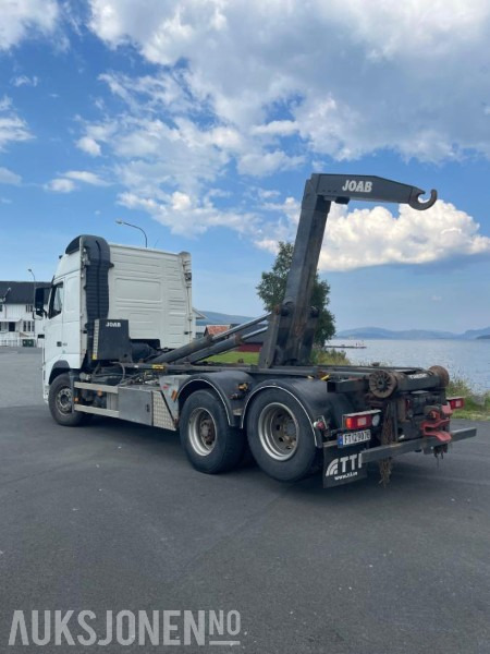 2009 Volvo FH16 Krokløft - 6x2 - Nylig EU godkjent - - 1 stk containerkasse 35 m3 - 2 dekksett - Camion ampliroll: photos 5 2009 Volvo FH16 Krokløft - 6x2 - Nylig EU godkjent - - 1 stk containerkasse 35 m3 - 2 dekksett - Camion ampliroll: photos 5