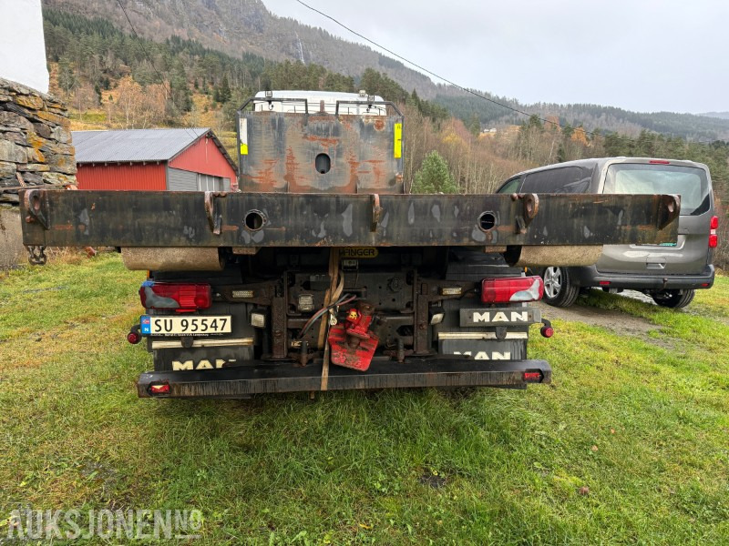 2010 MAN TGS 28.540 krokbil / krokløftbil - maskinflak - krokkasse - 2 stk krokcontainere - Camion ampliroll: photos 4 2010 MAN TGS 28.540 krokbil / krokløftbil - maskinflak - krokkasse - 2 stk krokcontainere - Camion ampliroll: photos 4