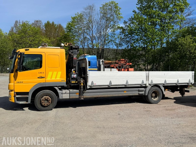 2010 Mercedes-Benz 1524L/54AT Kranbil / HIAB / EU-godkjent - Camion grue: photos 2 2010 Mercedes-Benz 1524L/54AT Kranbil / HIAB / EU-godkjent - Camion grue: photos 2