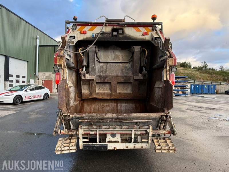 2011 Volvo FM330 6X2 Komprimatorbil 22M3 - Strøere - Baklaster - 353908KM - Benne à ordures ménagères: photos 4 2011 Volvo FM330 6X2 Komprimatorbil 22M3 - Strøere - Baklaster - 353908KM - Benne à ordures ménagères: photos 4