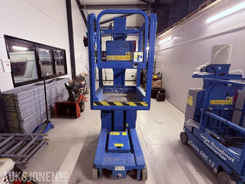 2012 Genie GRC-12 Mastelift - 5,5 m - 213 timer - Uttrekkbar plate - Nacelle: photos 2 2012 Genie GRC-12 Mastelift - 5,5 m - 213 timer - Uttrekkbar plate - Nacelle: photos 2