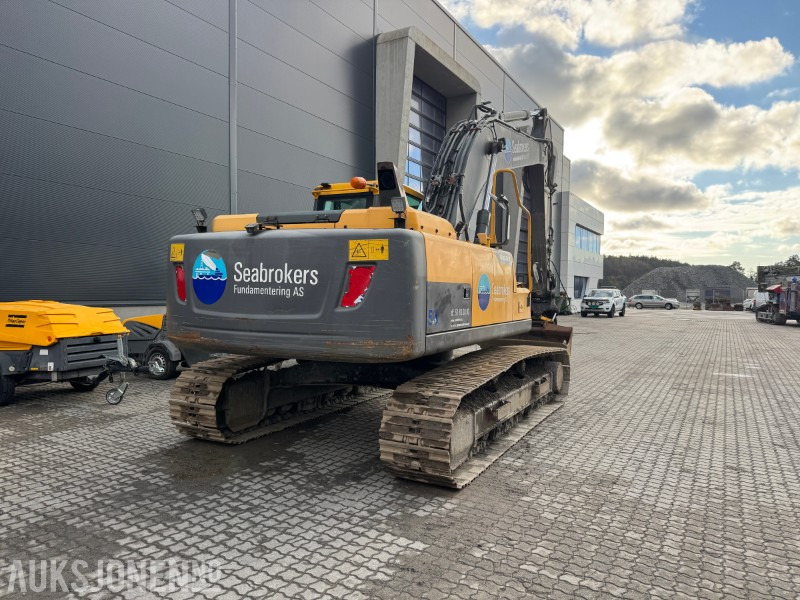 2012 Volvo EC220DL Beltegraver - Gravemaskin - Encon Tiltrotator - Pelle: photos 3 2012 Volvo EC220DL Beltegraver - Gravemaskin - Encon Tiltrotator - Pelle: photos 3