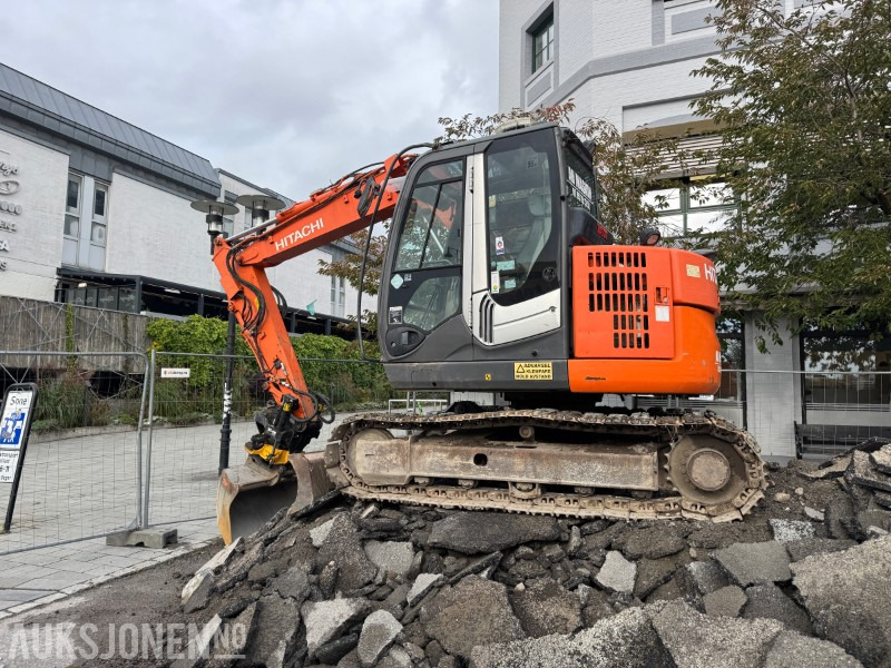 2013 Hitachi ZX85US-3 - Beltegraver - Gravemaskin - Engcon tiltrotator - Pelle: photos 3 2013 Hitachi ZX85US-3 - Beltegraver - Gravemaskin - Engcon tiltrotator - Pelle: photos 3