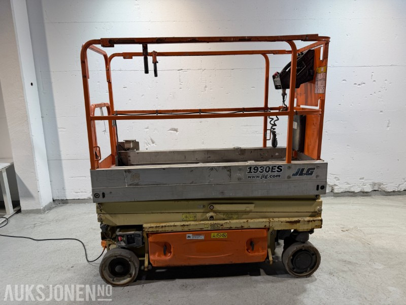 2013 JLG 1930ES Sakselift 7,72m – 449 timer - Nacelle: photos 2 2013 JLG 1930ES Sakselift 7,72m – 449 timer - Nacelle: photos 2