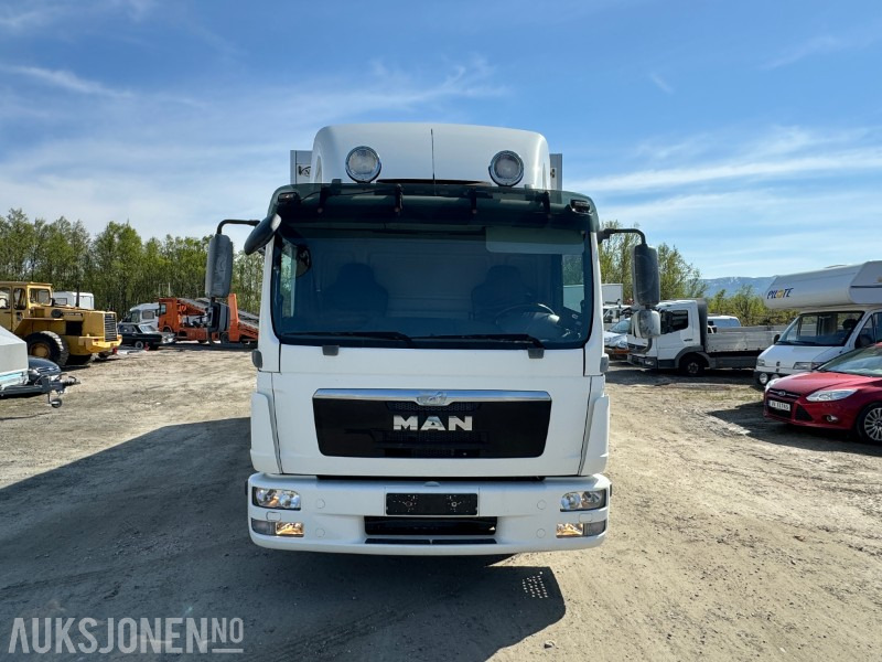 2013 MAN TGL 8.220 4X2BL - 18PL Carrier Frys - Bakløft - EU-Godkjent - Camion fourgon: photos 2 2013 MAN TGL 8.220 4X2BL - 18PL Carrier Frys - Bakløft - EU-Godkjent - Camion fourgon: photos 2