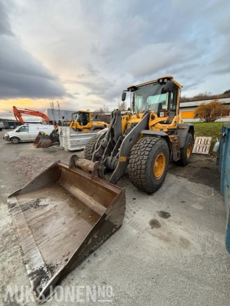 2013 Volvo L70G - Chargeuse sur pneus: photos 1 2013 Volvo L70G - Chargeuse sur pneus: photos 1