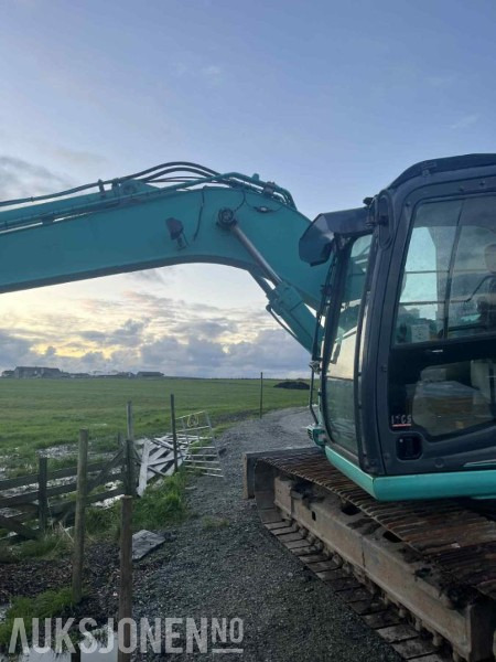 2014 Kobelco sk140srlc-3 gravemaskin Hk feste s60 Engcon tiltrotator 3 skuffer Sentralsmøring - Pelle: photos 4 2014 Kobelco sk140srlc-3 gravemaskin Hk feste s60 Engcon tiltrotator 3 skuffer Sentralsmøring - Pelle: photos 4