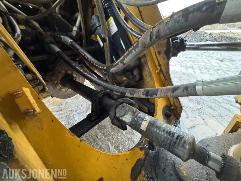 Chargeuse sur pneus 2015 CAT 966M FOREST MACHINE HJULLASTER, VEKT, SENTRALSMØRING, FULL SERVICEHISTORIKK, SKUFFE: photos 45 Chargeuse sur pneus 2015 CAT 966M FOREST MACHINE HJULLASTER, VEKT, SENTRALSMØRING, FULL SERVICEHISTORIKK, SKUFFE: photos 45