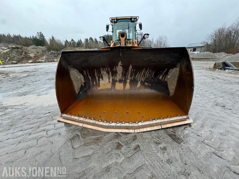 Chargeuse sur pneus 2015 CAT 966M FOREST MACHINE HJULLASTER, VEKT, SENTRALSMØRING, FULL SERVICEHISTORIKK, SKUFFE: photos 12 Chargeuse sur pneus 2015 CAT 966M FOREST MACHINE HJULLASTER, VEKT, SENTRALSMØRING, FULL SERVICEHISTORIKK, SKUFFE: photos 12