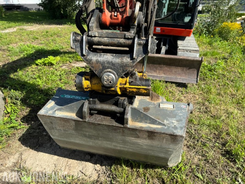 2015 KUBOTA KX080-40 GRAVEMASKIN MED TILTROTATOR OG 2 SKUFFER - Pelle: photos 3 2015 KUBOTA KX080-40 GRAVEMASKIN MED TILTROTATOR OG 2 SKUFFER - Pelle: photos 3