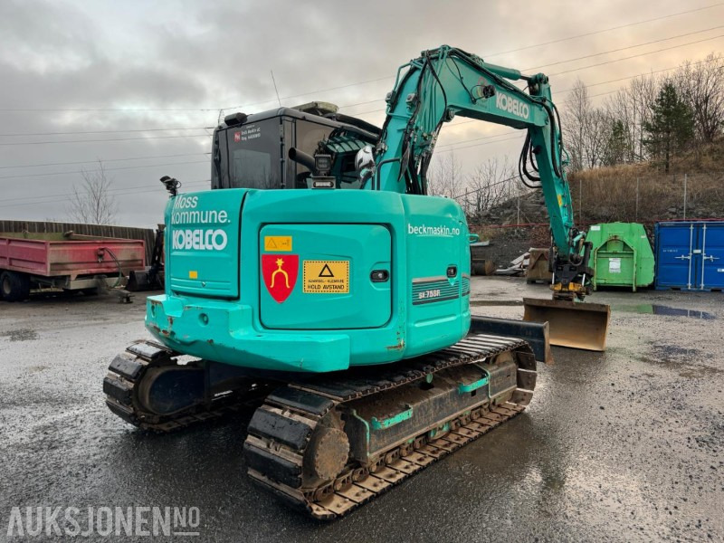 2015 Kobelco SK75SR-3E GRAVEMASKIN, ENGCON TILTROTATOR, SENTRALSMØRING, SERVICEHISTORIKK, 2 SKUFFER - Pelle: photos 4 2015 Kobelco SK75SR-3E GRAVEMASKIN, ENGCON TILTROTATOR, SENTRALSMØRING, SERVICEHISTORIKK, 2 SKUFFER - Pelle: photos 4