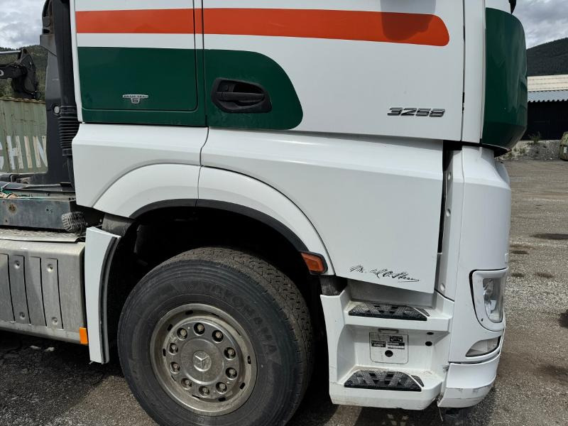 2015 Mercedes-Benz ACTROS - Camion ampliroll: photos 5 2015 Mercedes-Benz ACTROS - Camion ampliroll: photos 5