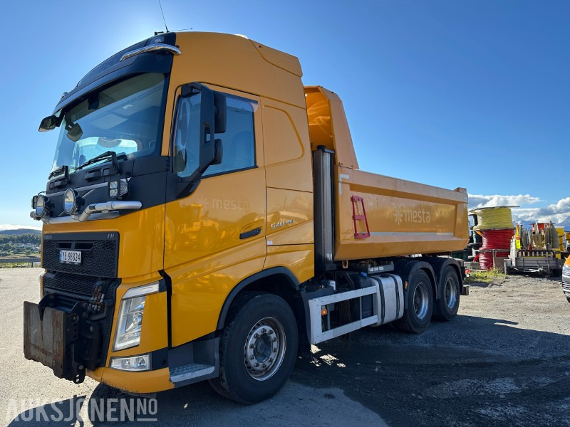 2015 Volvo FH 540 6x4 - KOMBIBIL/TIPPBIL/BRØYTEBIL - 344925km - Camion benne: photos 1 2015 Volvo FH 540 6x4 - KOMBIBIL/TIPPBIL/BRØYTEBIL - 344925km - Camion benne: photos 1