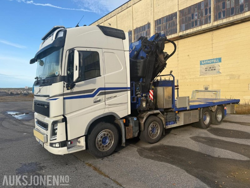 2015 Volvo FH KRANBIL SERVICEAVTALE LAV KM NY EU FASSI F660 KRAN EURO 6. - Camion grue: photos 1 2015 Volvo FH KRANBIL SERVICEAVTALE LAV KM NY EU FASSI F660 KRAN EURO 6. - Camion grue: photos 1