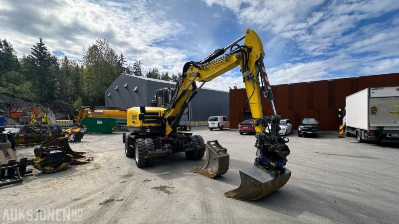 2015 Wacker Neuson EW100 Gravemaskin / Hjulgraver Tiltrotator Pusseskuffe Kabelskuffe 3224 timer - Pelle: photos 2 2015 Wacker Neuson EW100 Gravemaskin / Hjulgraver Tiltrotator Pusseskuffe Kabelskuffe 3224 timer - Pelle: photos 2