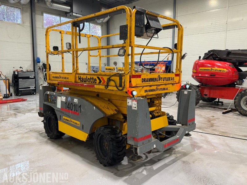 2016 Haulotte Compact 10DX terrengsaks / 4X4 - Nacelle: photos 5 2016 Haulotte Compact 10DX terrengsaks / 4X4 - Nacelle: photos 5