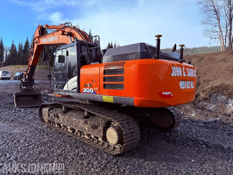 2016 Hitachi ZX300LC-6 Beltegraver - Sentralsmøring, GPS, Tilt og 2 skuffer - Pelle: photos 5 2016 Hitachi ZX300LC-6 Beltegraver - Sentralsmøring, GPS, Tilt og 2 skuffer - Pelle: photos 5