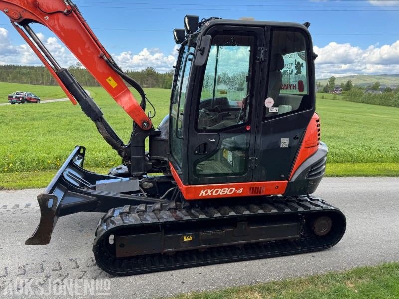 2016 Kubota KX080-4 gravemaskin TILTROTATOR, 2 SKUFFER, SENTRALSMØRING - Pelle: photos 3 2016 Kubota KX080-4 gravemaskin TILTROTATOR, 2 SKUFFER, SENTRALSMØRING - Pelle: photos 3