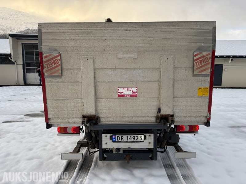 2016 Mercedes-Benz Atego 816 planbil med Zepro løftelem - C1 førarkort - Eu godkjent - Camion plateau: photos 4 2016 Mercedes-Benz Atego 816 planbil med Zepro løftelem - C1 førarkort - Eu godkjent - Camion plateau: photos 4