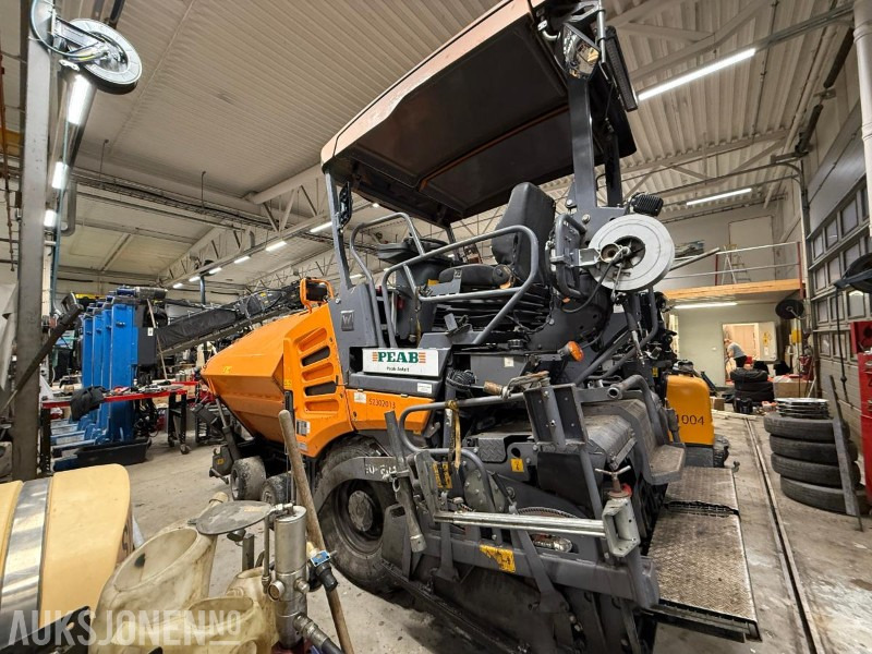 2017 Vögele Super 1303-3i Asfaltutlegger - 4381T - L'équipement de construction: photos 2 2017 Vögele Super 1303-3i Asfaltutlegger - 4381T - L'équipement de construction: photos 2