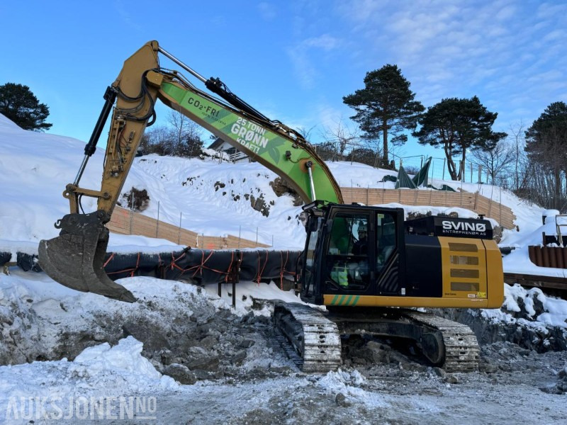 Pelle 2018 Cat 323FL Z-Line - Elektrisk gravemaskin med R8 Rototilt - Sentralsmøring - 3 skuffer - Makin 3D GPS Maskinstyring: photos 1