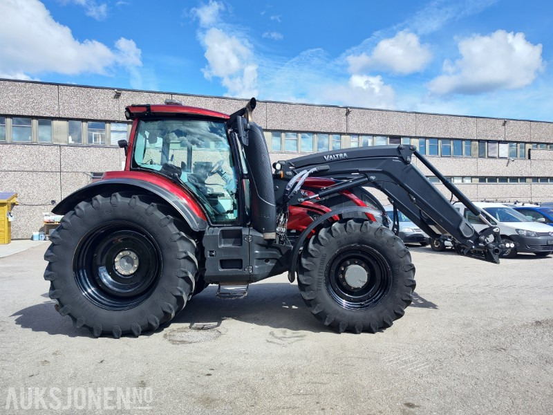 2018 Valtra T234 Direct med Valtra Ålø frontlaster - 50 km/t - Tracteur agricole: photos 5 2018 Valtra T234 Direct med Valtra Ålø frontlaster - 50 km/t - Tracteur agricole: photos 5