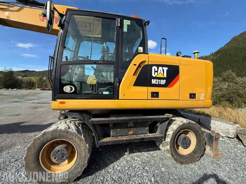 2018 Velholdt Cat M318F Hjulgraver med OilQuick Rototilt R6, 9577 timer - Pelle: photos 3 2018 Velholdt Cat M318F Hjulgraver med OilQuick Rototilt R6, 9577 timer - Pelle: photos 3