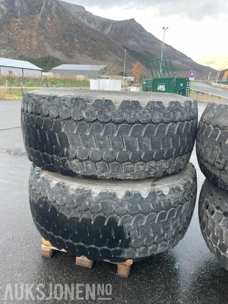 2018 Volvo 4 stk dekk uten felg - 4 stk Hjullaster hjul - Bridestone V-Steel Snow Wegde vsw 23.5 R25 - L'équipement de construction: photos 3 2018 Volvo 4 stk dekk uten felg - 4 stk Hjullaster hjul - Bridestone V-Steel Snow Wegde vsw 23.5 R25 - L'équipement de construction: photos 3