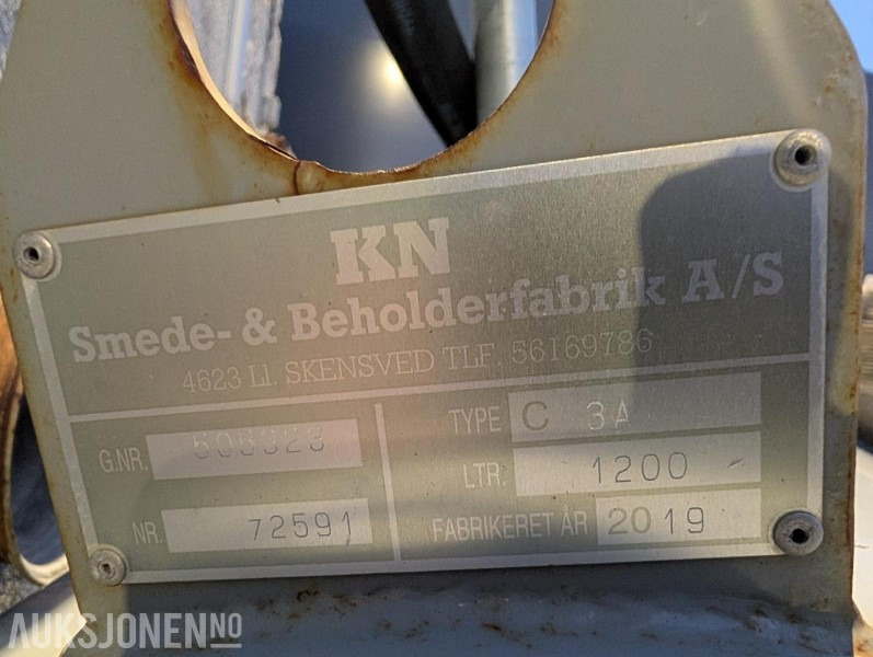 2019 Ubrukt dieseltank med brukt pumpe - L'équipement de construction: photos 3 2019 Ubrukt dieseltank med brukt pumpe - L'équipement de construction: photos 3