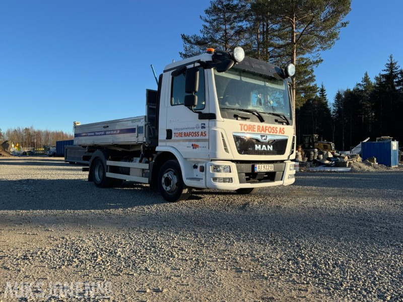 2020 MAN TGL 8.220 4x2 Tippbil, Meiller 3-veis Tipp, Servicehistorikk, Automat, Webasto, 78 514 km - Camion benne: photos 3 2020 MAN TGL 8.220 4x2 Tippbil, Meiller 3-veis Tipp, Servicehistorikk, Automat, Webasto, 78 514 km - Camion benne: photos 3