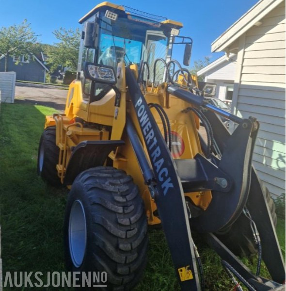 2020 Powertrack L36 Hjullaster uten MVA - KUN 187 TIMER - Skuffe Gafler med sideforskyvning - Chargeuse sur pneus: photos 2 2020 Powertrack L36 Hjullaster uten MVA - KUN 187 TIMER - Skuffe Gafler med sideforskyvning - Chargeuse sur pneus: photos 2