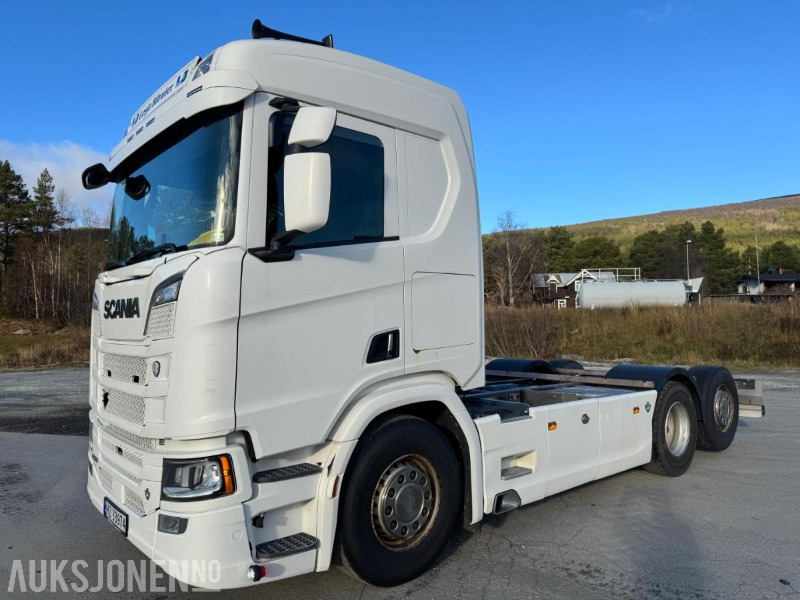 2020 Scania R580 CHASSIS, V8, EURO 6, SVING AKSEL 3, DIESELVARMER, - Châssis cabine: photos 1 2020 Scania R580 CHASSIS, V8, EURO 6, SVING AKSEL 3, DIESELVARMER, - Châssis cabine: photos 1