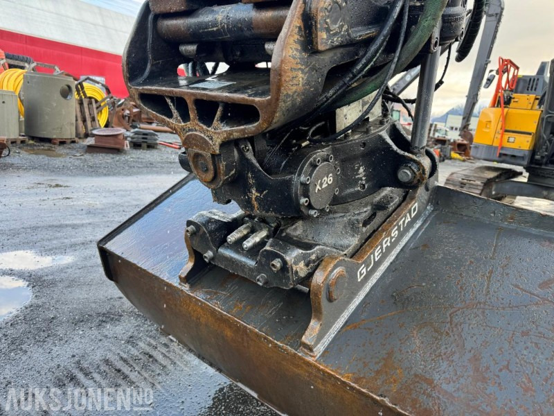 Pelle sur chenille 2020 Volvo ECR 235EL Gravemaskin - S70 feste - Pusskuffe - Sentralsmøring - bunkringspumpe - Tiltrotator - Pusskuffe - Sertifisert: photos 16