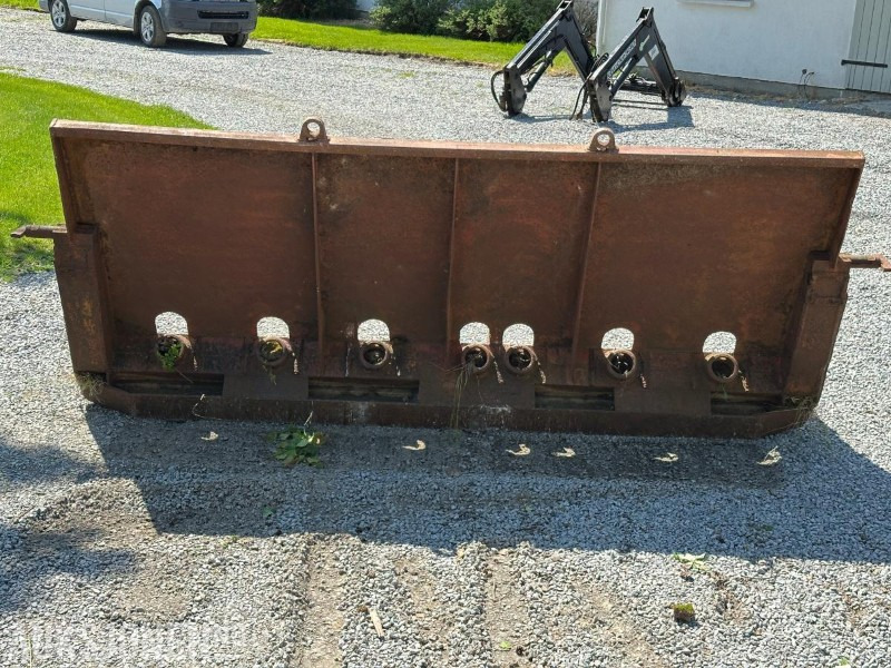 3meter Stubbebryter med 8 tenner - dyrkeskjær til doser - L'équipement de construction: photos 4 3meter Stubbebryter med 8 tenner - dyrkeskjær til doser - L'équipement de construction: photos 4