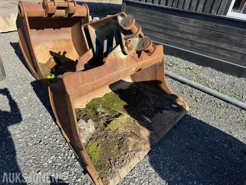 2000 pusseskuffe KM20 feste - Accessoire pour Engins de chantier: photos 2 2000 pusseskuffe KM20 feste - Accessoire pour Engins de chantier: photos 2