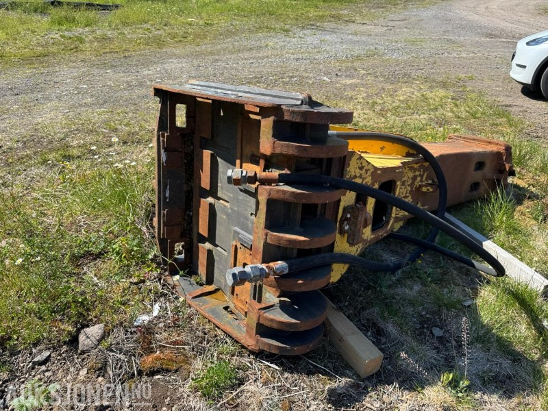 2004 Atlas Copco HB3000 pigghammer - Accessoire pour Engins de chantier: photos 3 2004 Atlas Copco HB3000 pigghammer - Accessoire pour Engins de chantier: photos 3