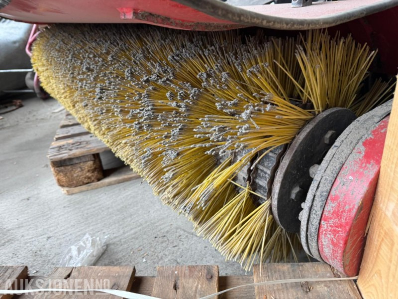 Accessoire pour Engins de chantier Feieaggregat: photos 17 Accessoire pour Engins de chantier Feieaggregat: photos 17